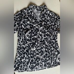 Apt. 9 Black and White Short Sleeve Button Down Shirt